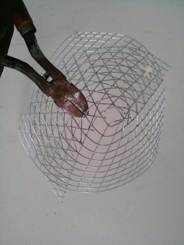 quick and easy crayfish trap - Craft and DIY Section - Pigeon